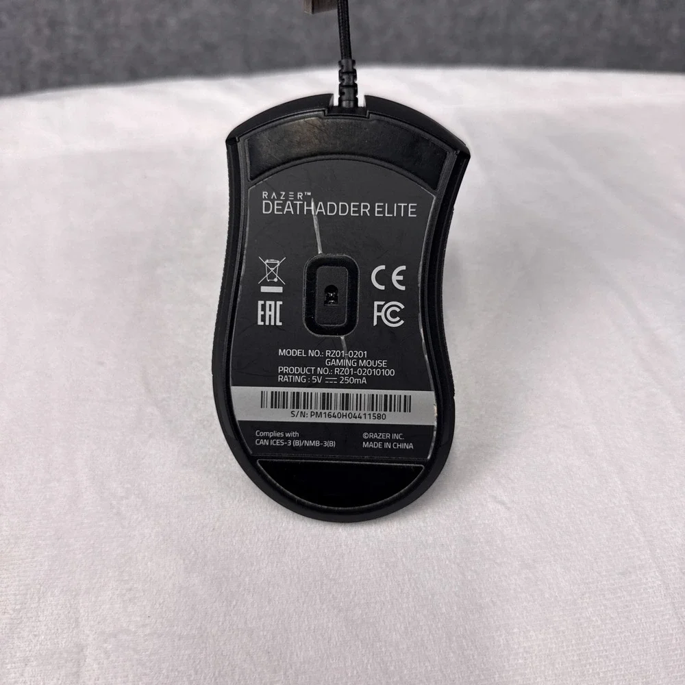 Razer DeathAdder Elite Wired Gaming Mouse RZ01-0201 Black 16000 DPI Ergonomic